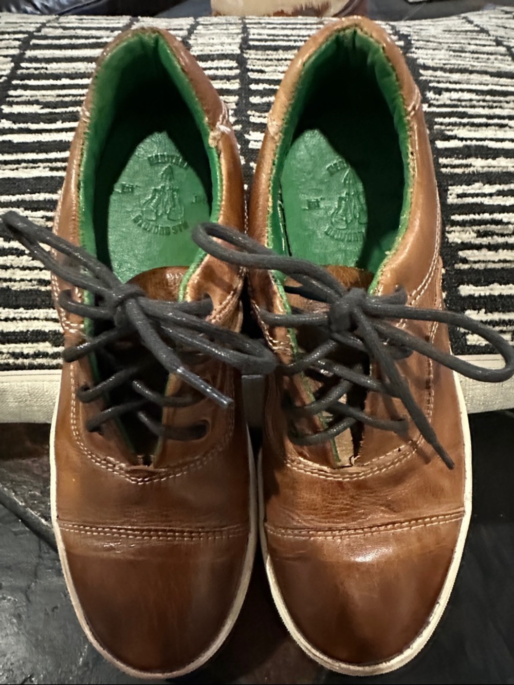 Women's BedStu Brown Leather Lace-Up Casual Sneakers with Green leather Lining